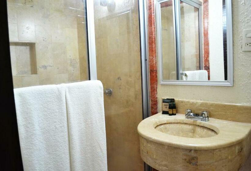 스탠다드 룸 킹사이즈 침대, America Centro