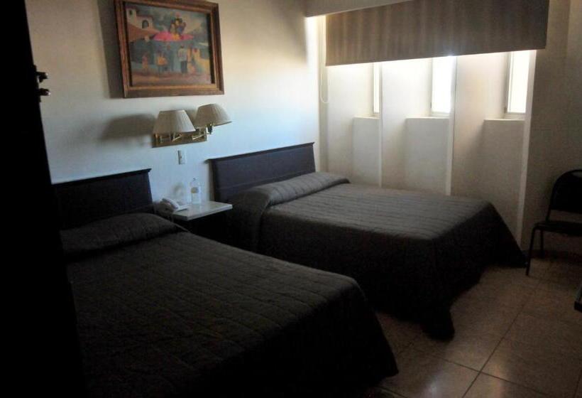 חדר סטנדרט שתי מיטות זוגיות, America Centro