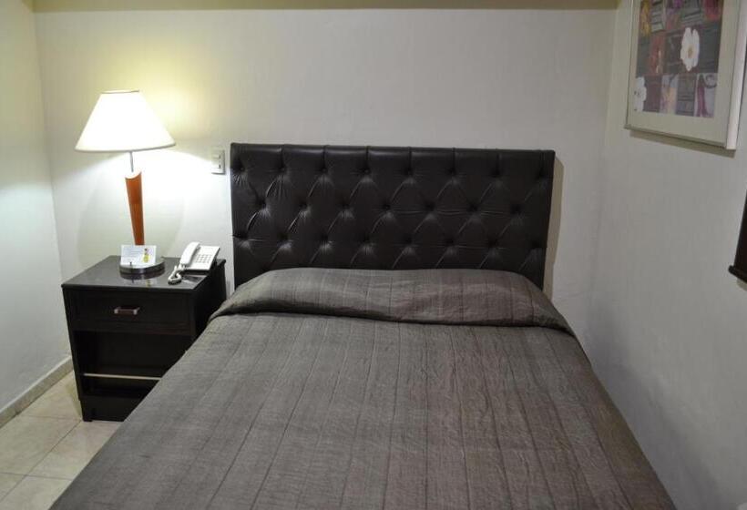 이코노미 룸, America Centro