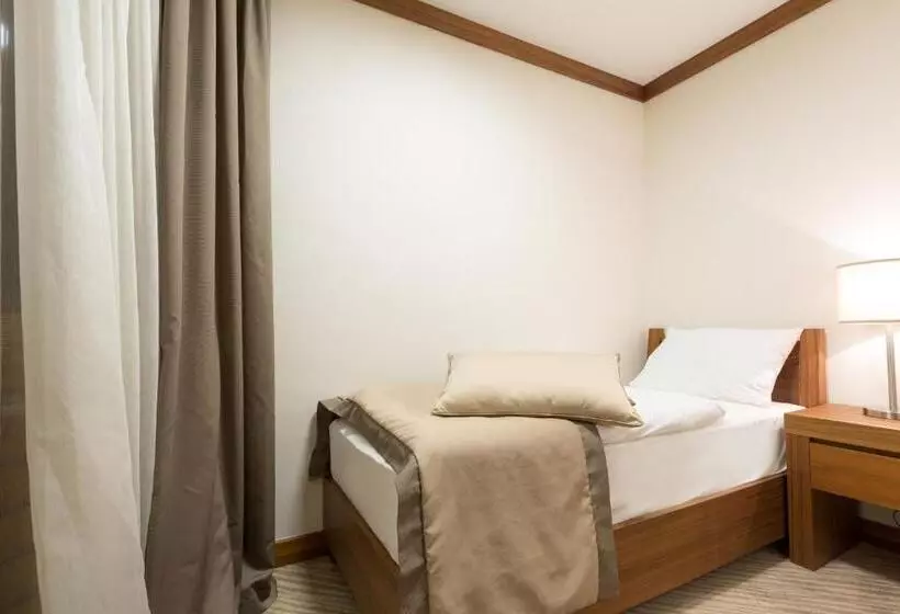 سوییت خانوادگی, Aparthotel Vucko