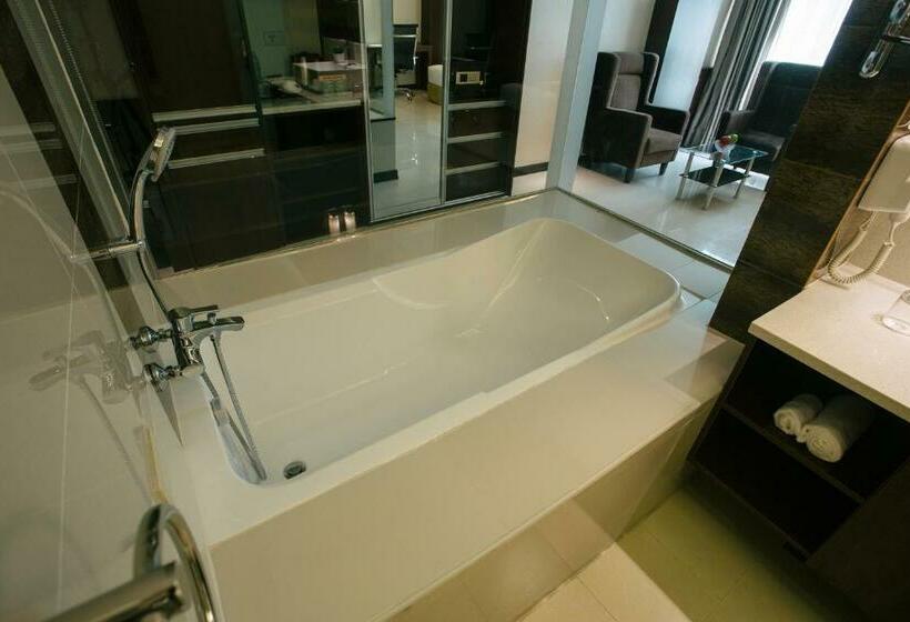 جناح إدارى, Best Western Plus  Subic