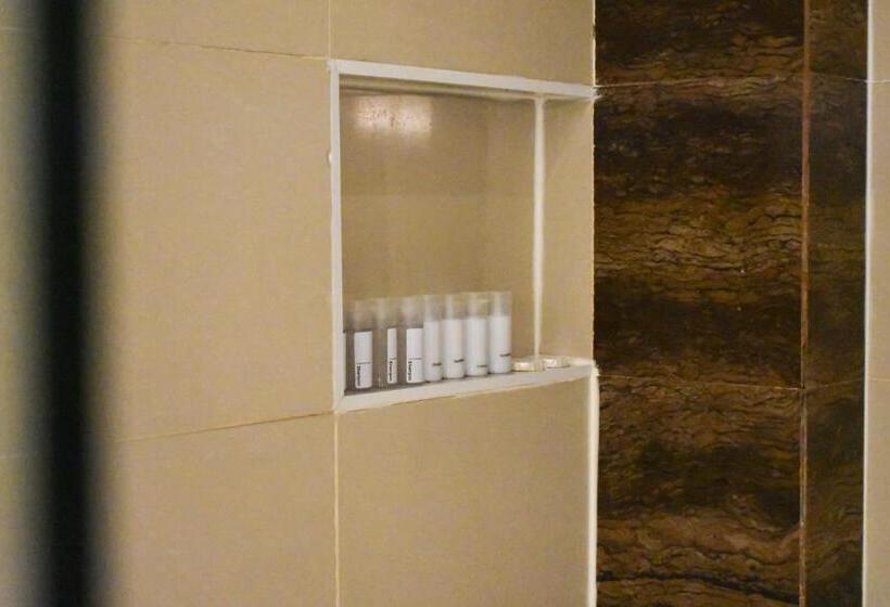 جناح عائلي, Best Western Plus  Subic