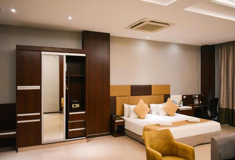 جناح عائلي, Best Western Plus  Subic