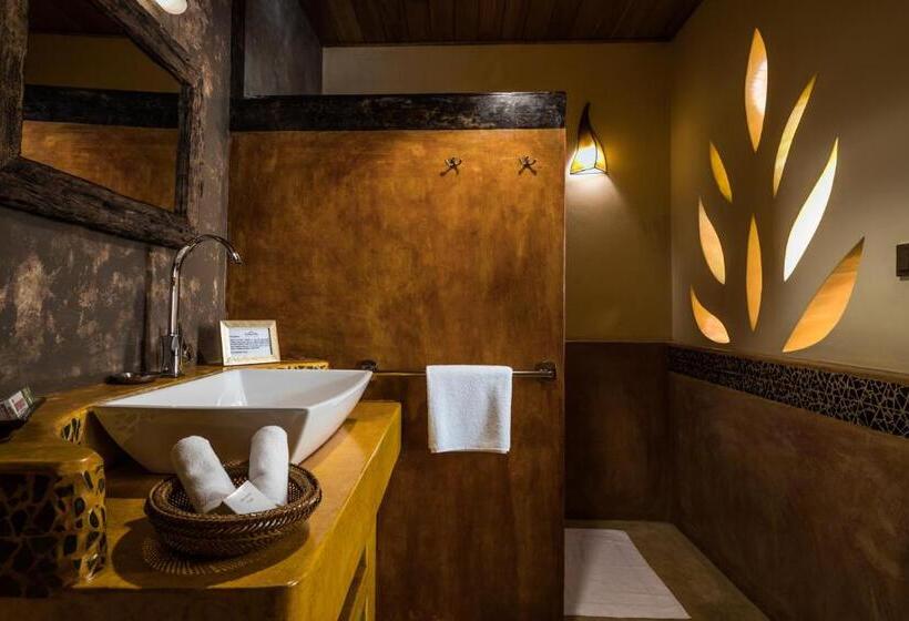 Номер Superior Вид на Горы, Yasmin Hill Longevity Resort Former Galavilla Boutique Hotel & Spa