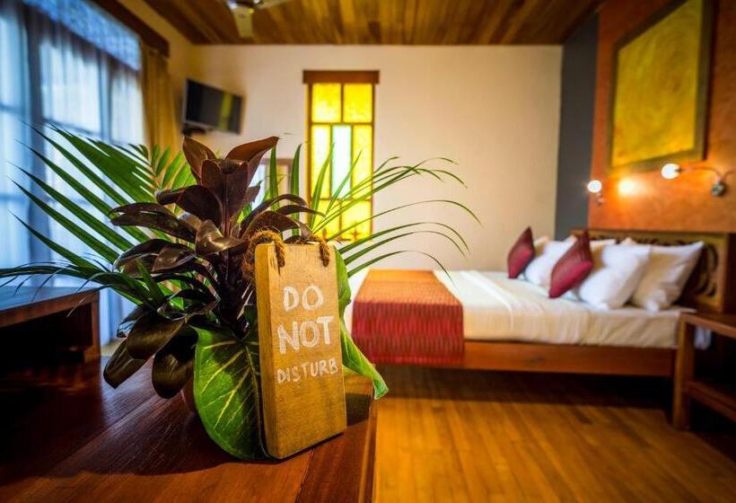 Номер Deluxe Вид на Горы, Yasmin Hill Longevity Resort Former Galavilla Boutique Hotel & Spa