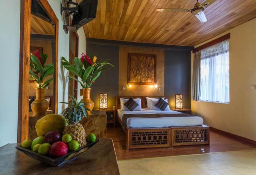 Номер Superior Вид на Горы, Yasmin Hill Longevity Resort Former Galavilla Boutique Hotel & Spa