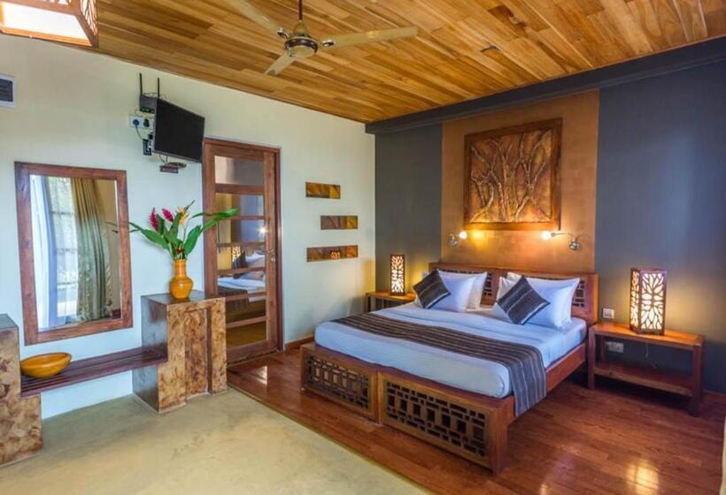 Номер Superior Вид на Горы, Yasmin Hill Longevity Resort Former Galavilla Boutique Hotel & Spa