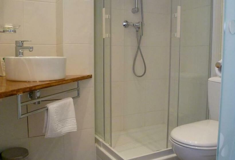 スタンダードルーム, Hôtel Henri Iv