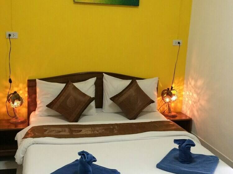 بنجلو ديلوكس, Loma Resort