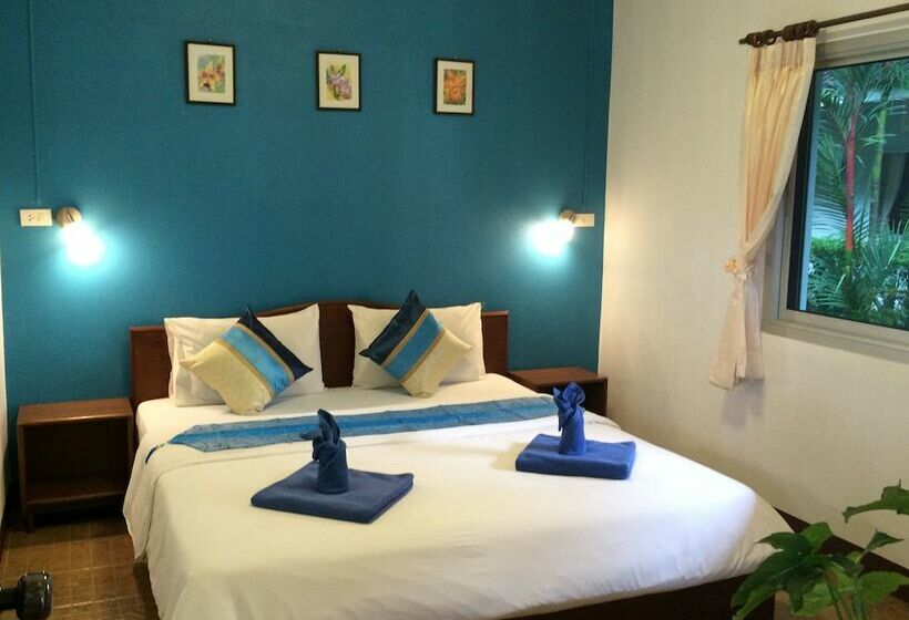 بنجلو ديلوكس, Loma Resort