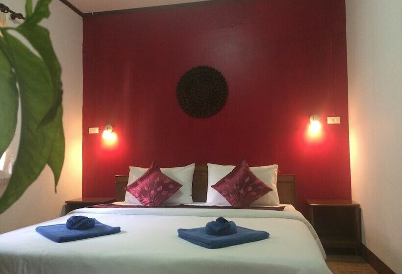 بنجلو ديلوكس, Loma Resort