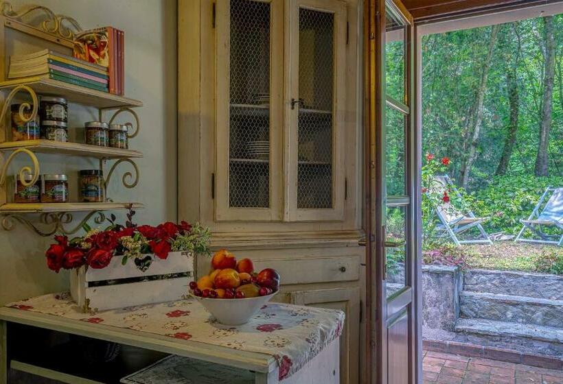 2침실 아파트 풀장 전망, Pian Delle More