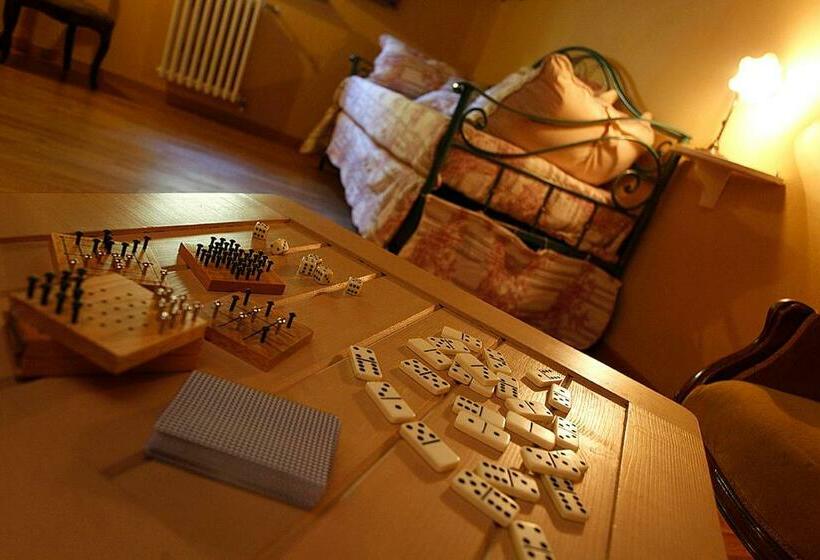 2침실 아파트 풀장 전망, Pian Delle More