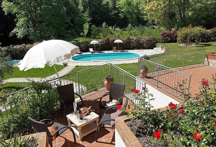 2침실 아파트 풀장 전망, Pian Delle More