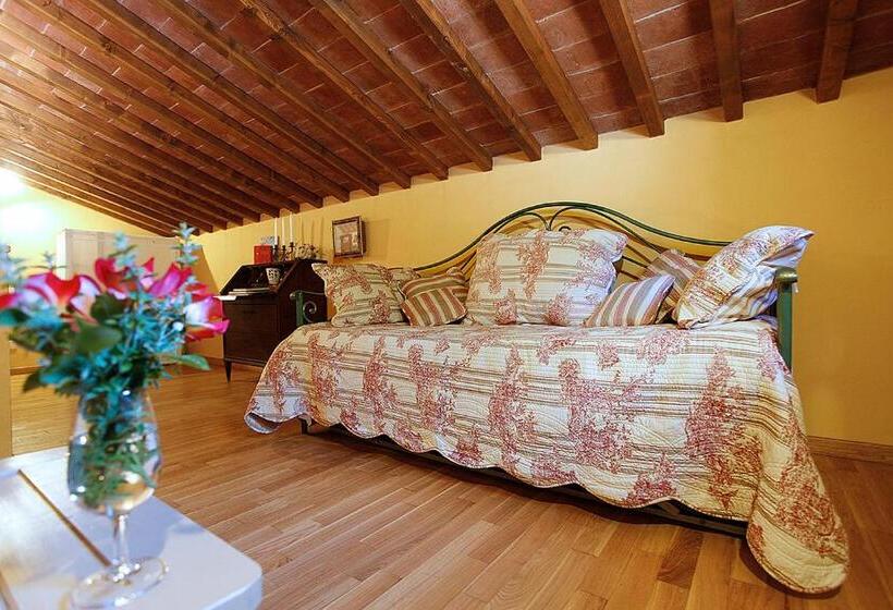 2침실 아파트 풀장 전망, Pian Delle More