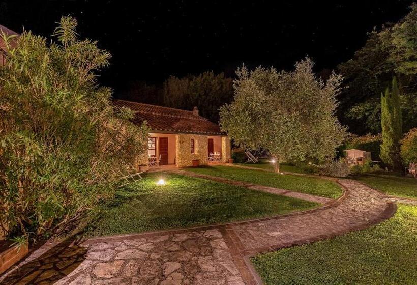 2침실 아파트 풀장 전망, Pian Delle More