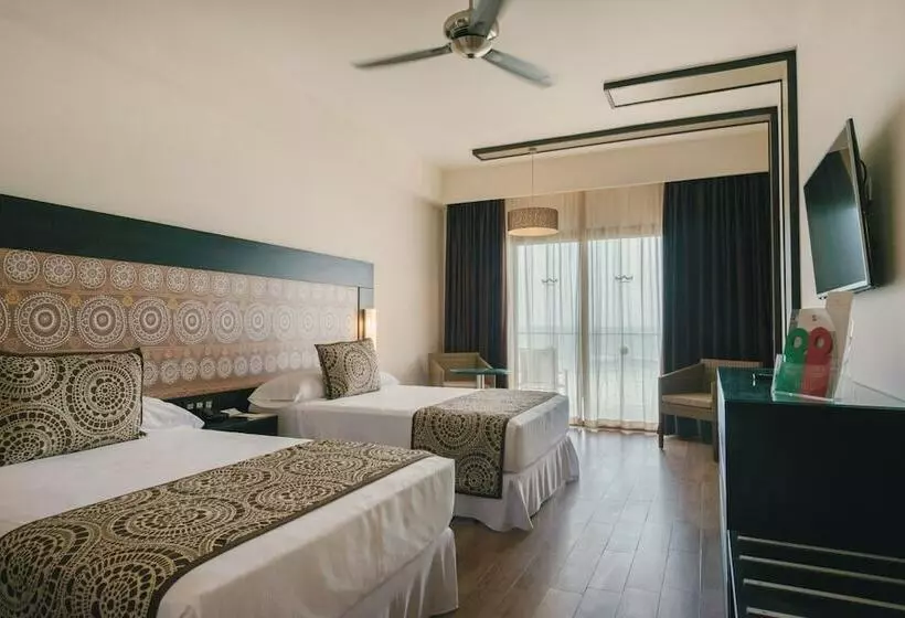 オーシャンビュージュニアスイート, Hotel Riu Sri Lanka - All Inclusive