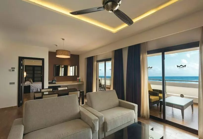 オーシャンビューシニアスイート, Hotel Riu Sri Lanka - All Inclusive