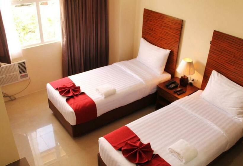 استودیوی لوکس, Sebastien