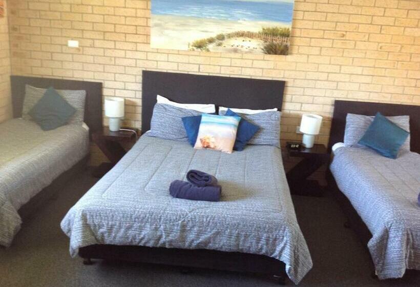 اتاق خانوادگی, Avlon Gardens Motel