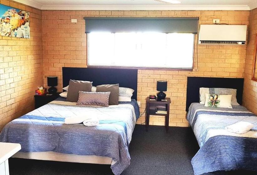 اتاق استاندارد, Avlon Gardens Motel