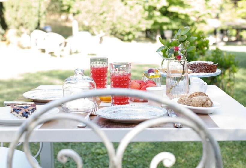 جناح سوبيريور, Borgodoro  Natural Luxury Bio Farm