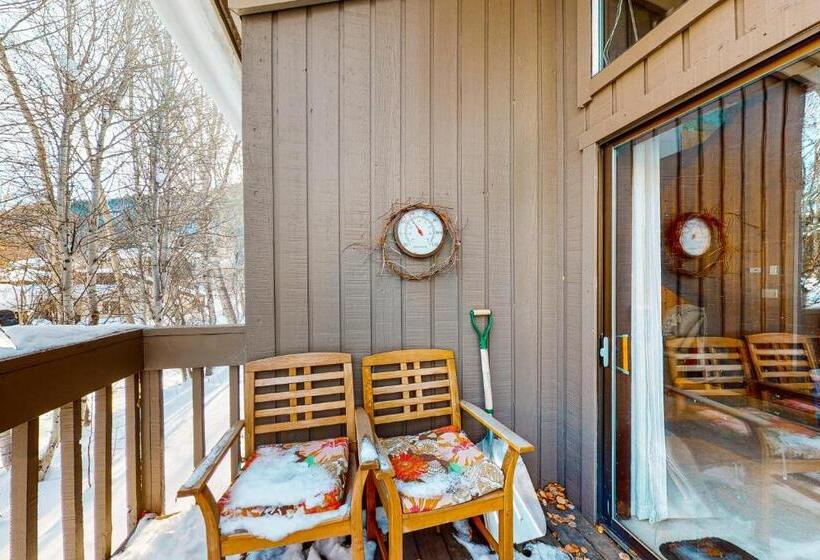 침실 2개 아파트, Bridgepoint Condo On Trail Creek