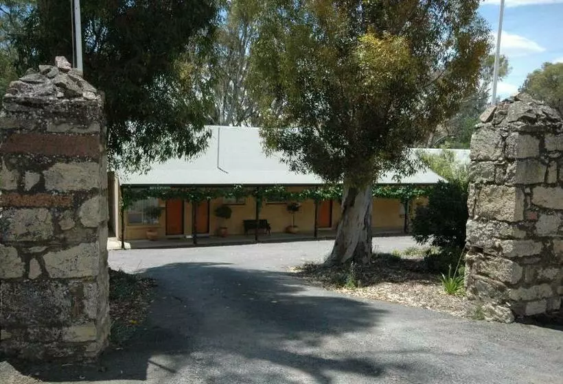 身障者適用キングサイズベッドルーム, Burra Motor Inn