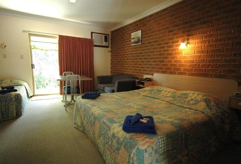 Семейный Номер Базовый, Burra Motor Inn