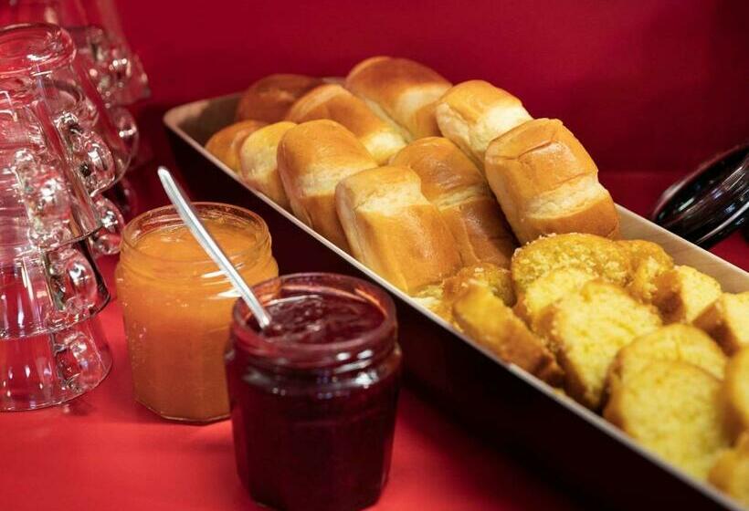 اتاق استاندارد, F1 Nimes Ouest