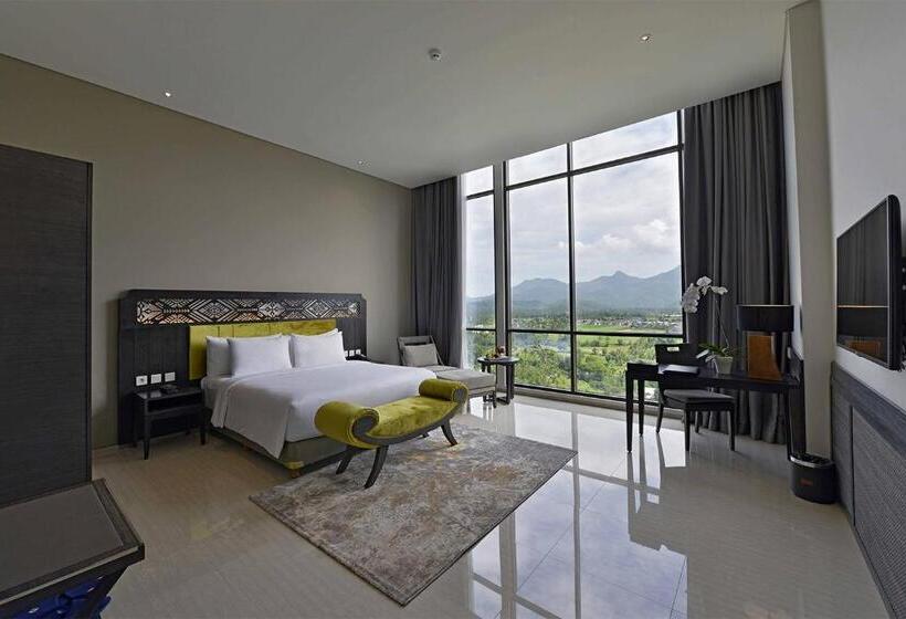 Полулюкс, Lombok Astoria