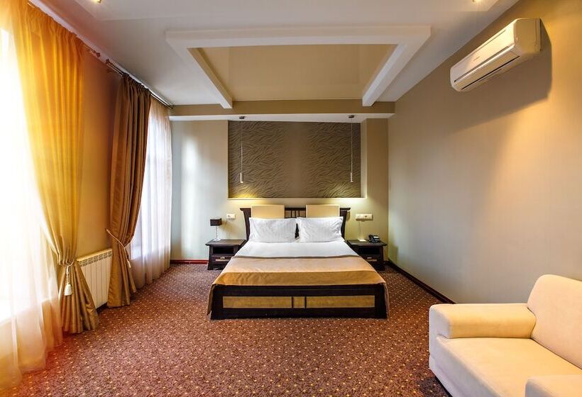 디럭스 룸, Metropol