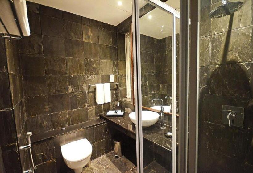 Superior suite with view, Ocean Edge Suites & Hotel Colombo