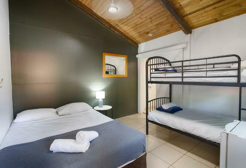 Семейный Номер, Pks Jungle Village