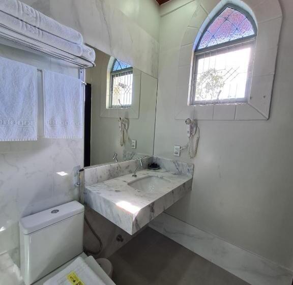 디럭스 룸, Pousada Camelot Inn