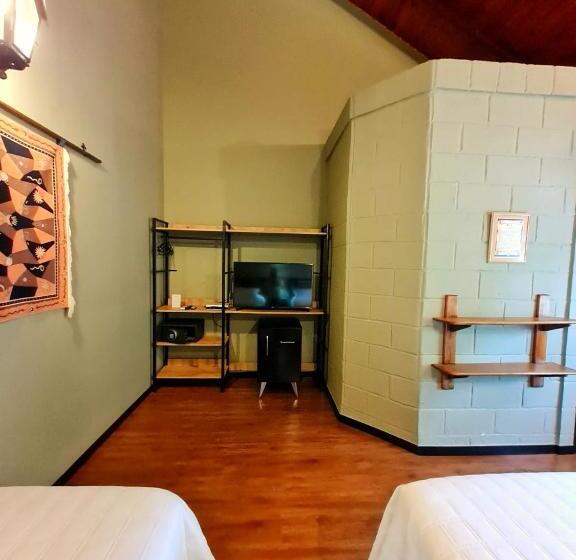 디럭스 룸, Pousada Camelot Inn