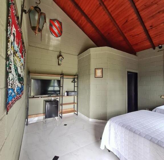 디럭스 룸, Pousada Camelot Inn