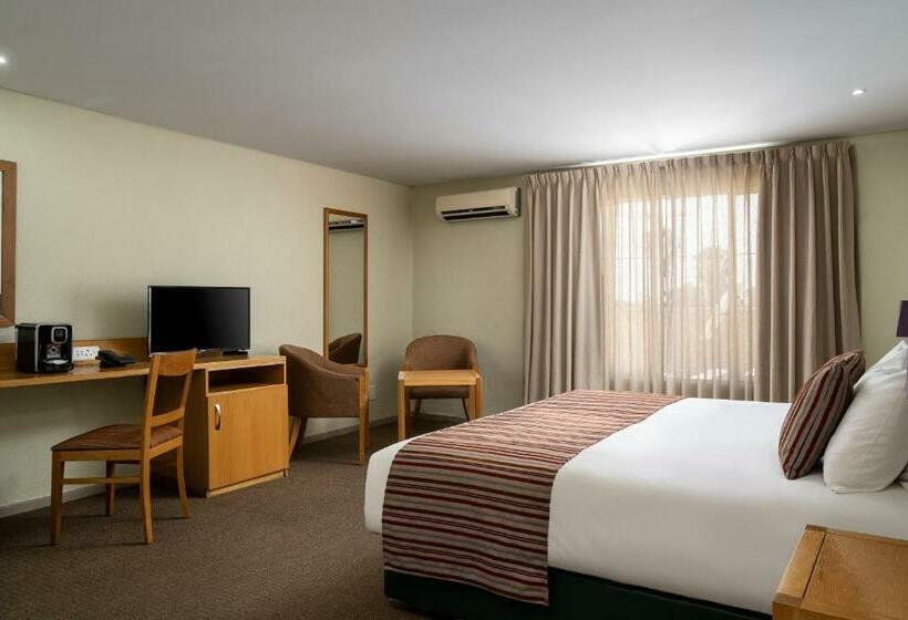 חדר סטנדרט עם מיטת קינג, River City Inn