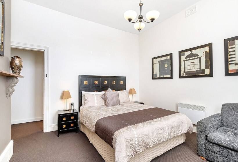 Номер Superior, The Madsen Boutique