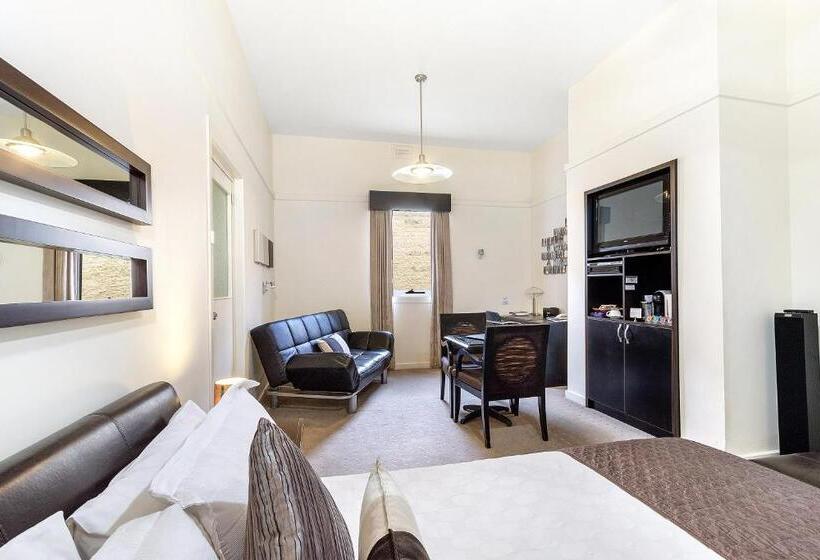 Номер Executive, The Madsen Boutique