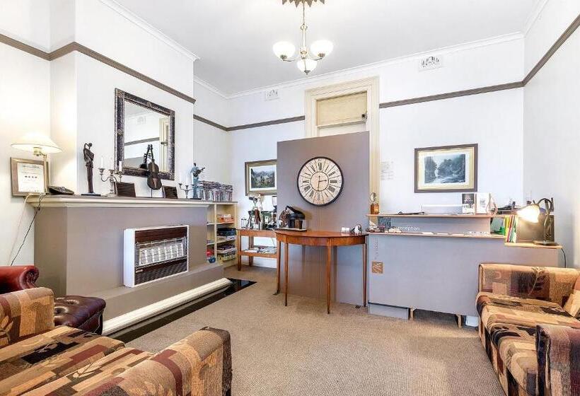 Номер Superior, The Madsen Boutique