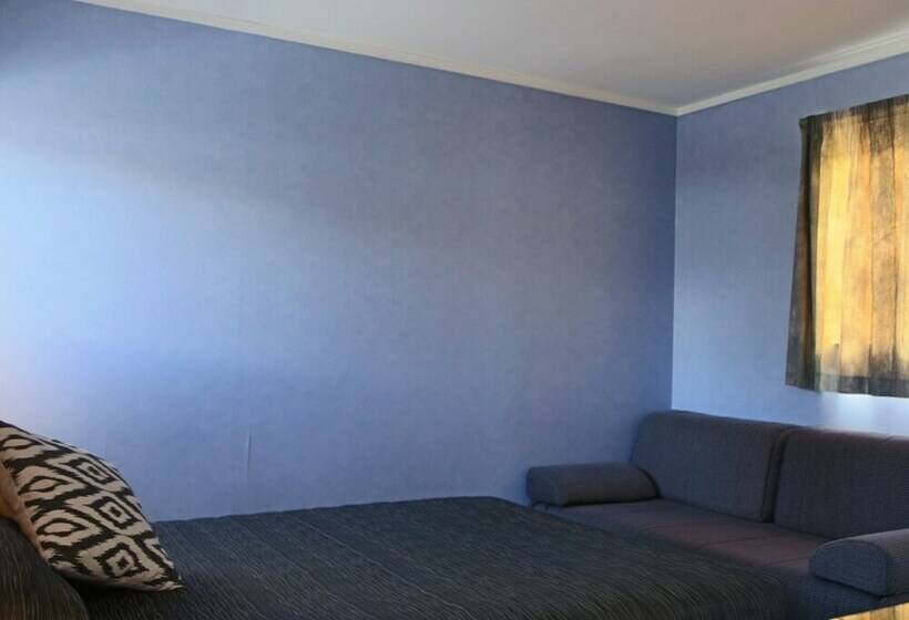 اتاق استاندارد, Tussock Grove Boutique