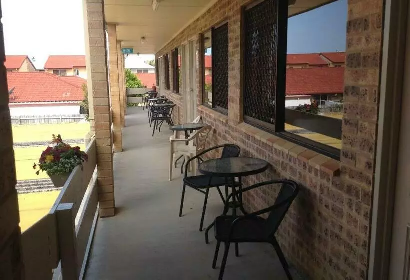 اتاق استاندارد یک تخته با تخت دونفره بزرگ, Golden Beach Motor Inn, Caloundra