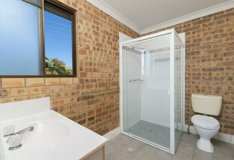 اتاق استاندارد, Golden Beach Motor Inn, Caloundra