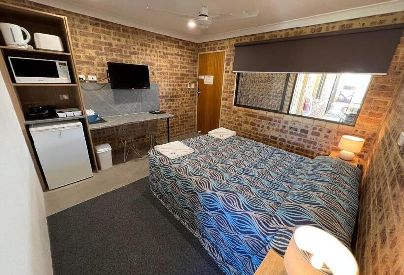 Номер Стандарт, Golden Beach Motor Inn, Caloundra