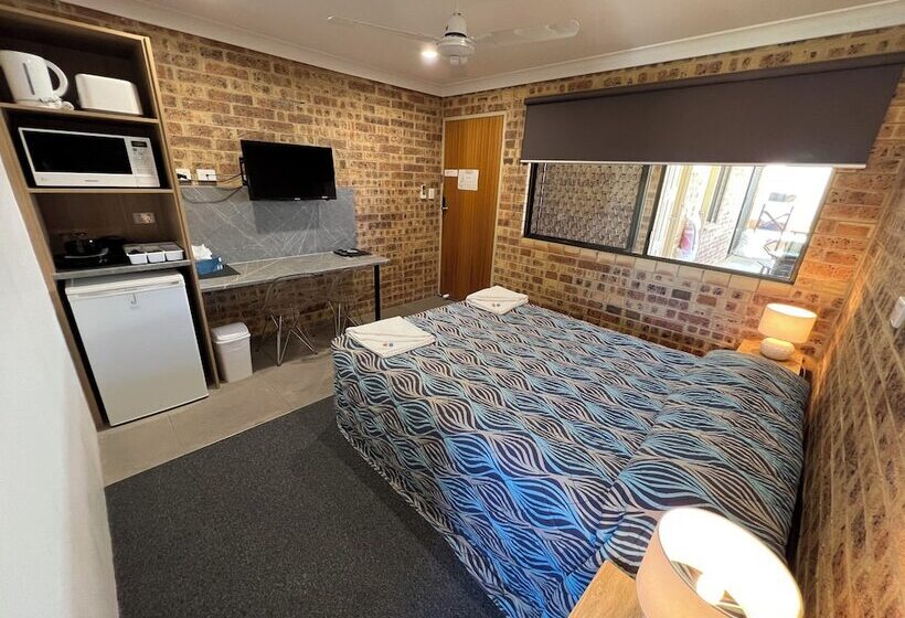 Номер Стандарт, Golden Beach Motor Inn, Caloundra