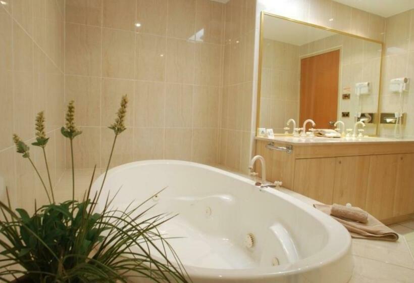 Люкс с гидромассажем, The Hermitage Motel Campbelltown