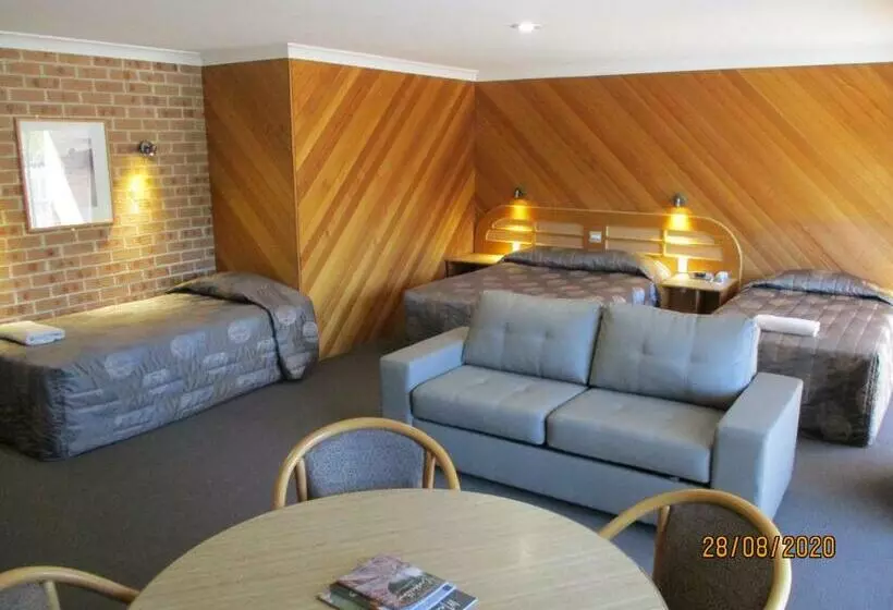 Perhesviitti, The Hermitage Motel Campbelltown