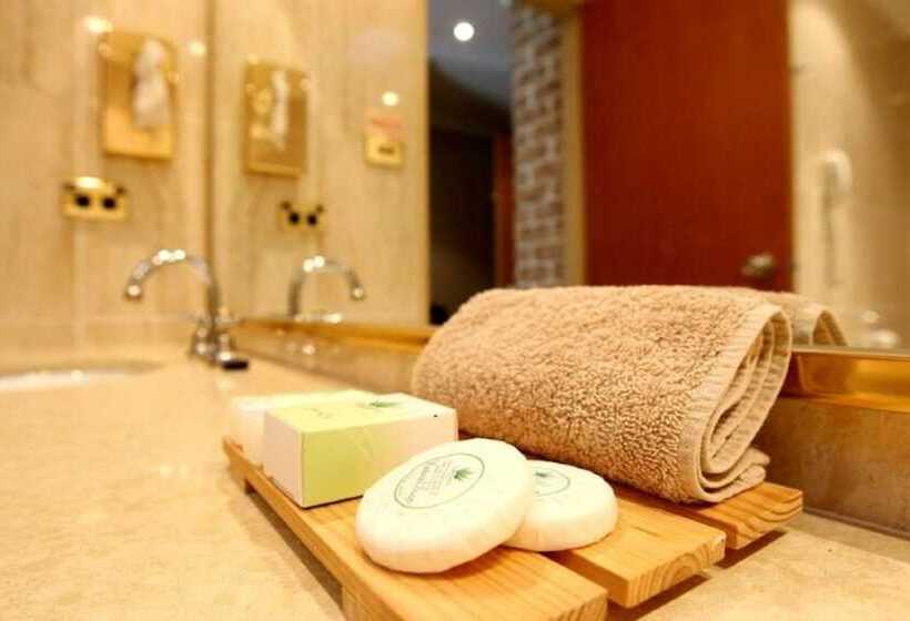 Студия Стандарт, The Hermitage Motel Campbelltown