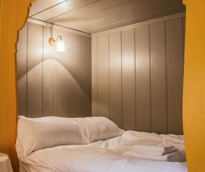 خانه 3 خوابه, The Pavilion At Lamb S House